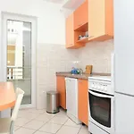 Stanici 2764a 아파트