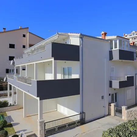 Apartment Stanici 2764a
